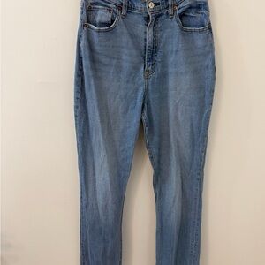 Abercrombie 90s Slim Straight Ultra High Rise Curve Love Jeans 28
